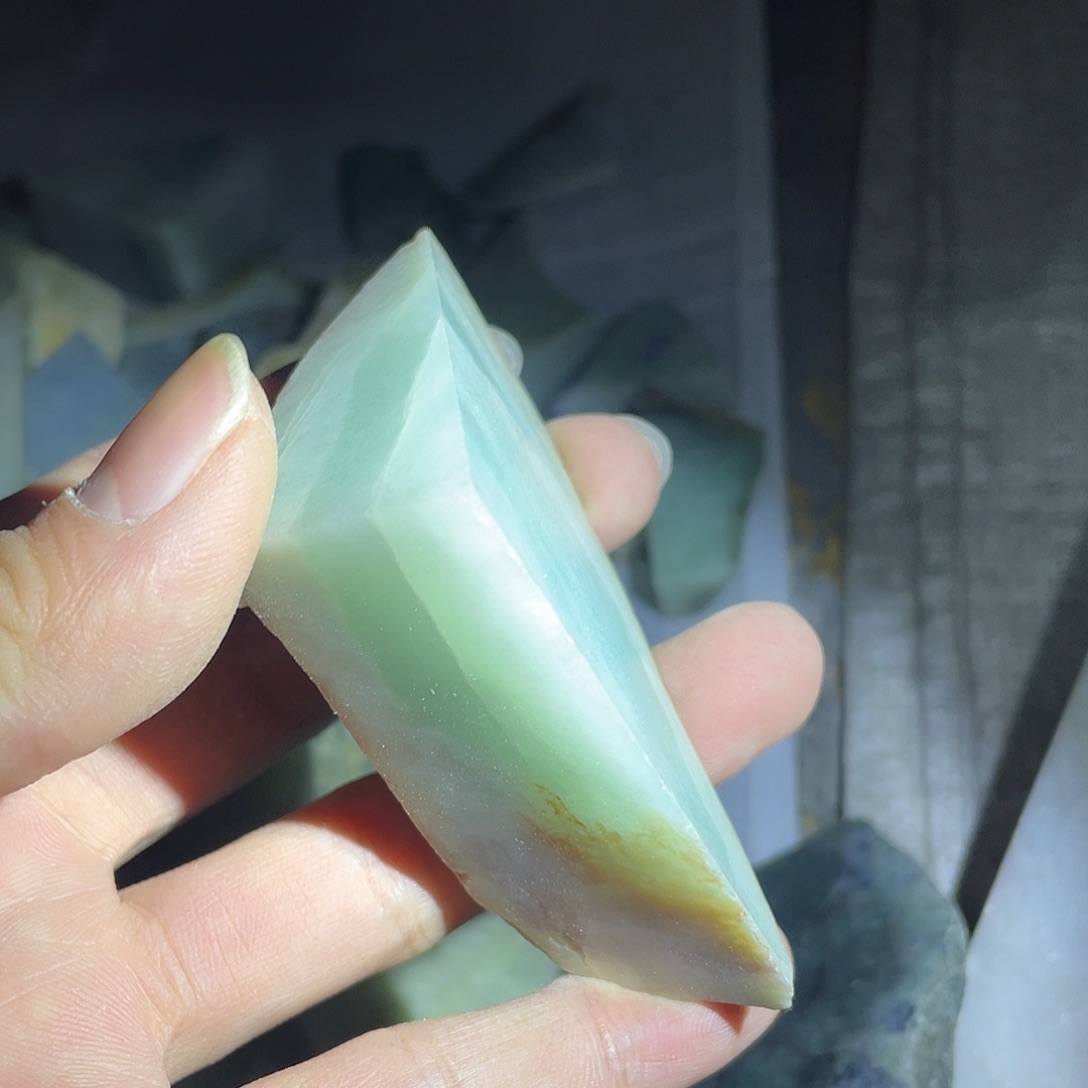 特***星翡翠未镶嵌颈饰翡翠