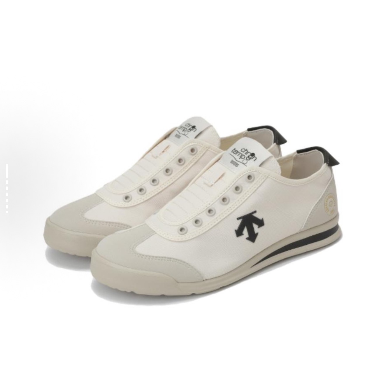 DESCENTE/迪桑特休闲鞋轻便低帮小白鞋平底跑步舒适透气运动LSN12