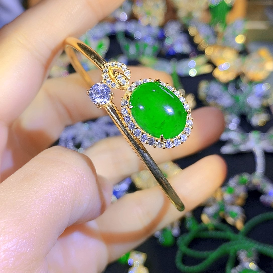 颈饰银S925镶嵌翡翠