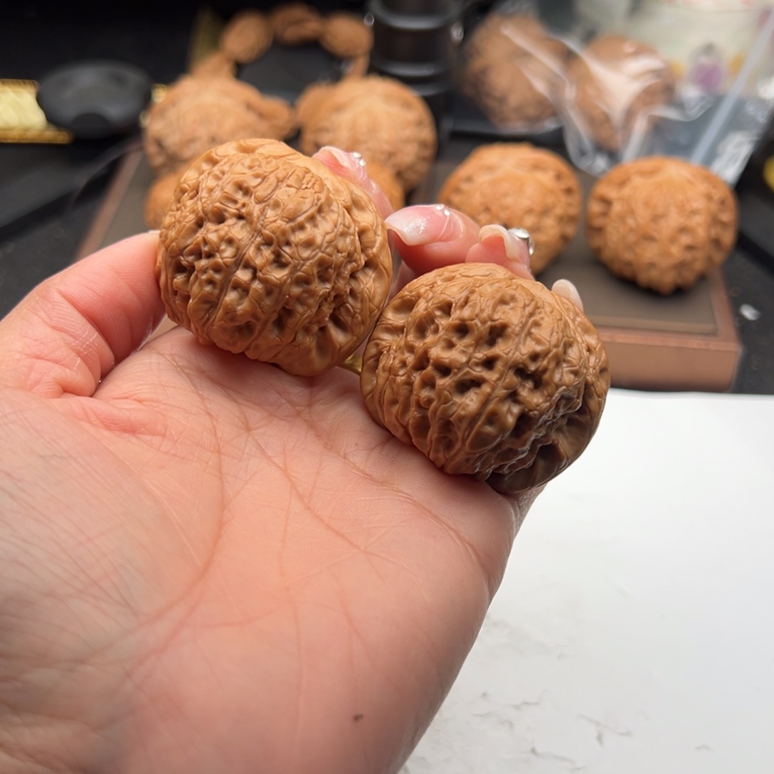 文玩核桃把件血麒麟43