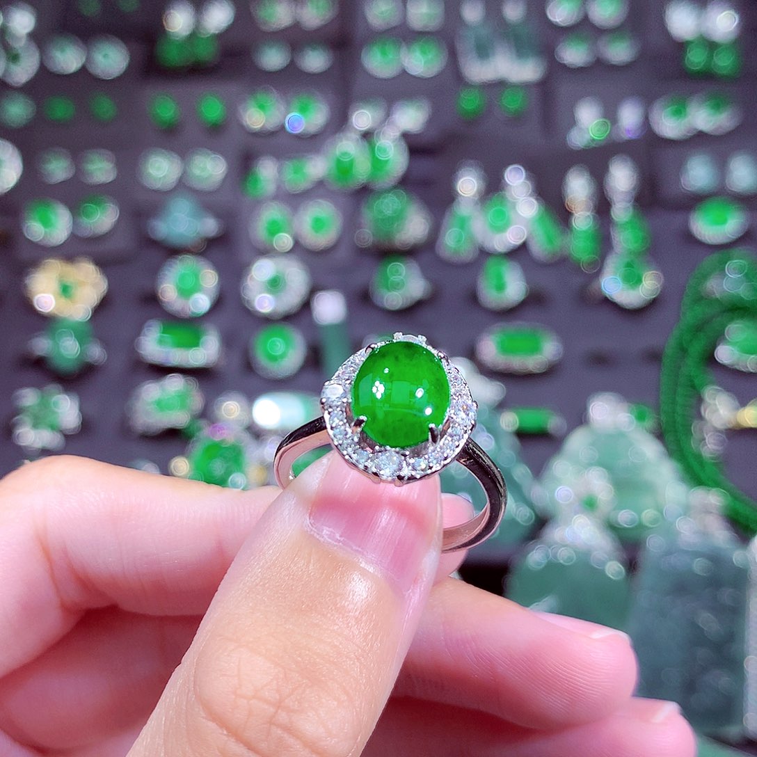 翡翠未镶嵌颈饰天然