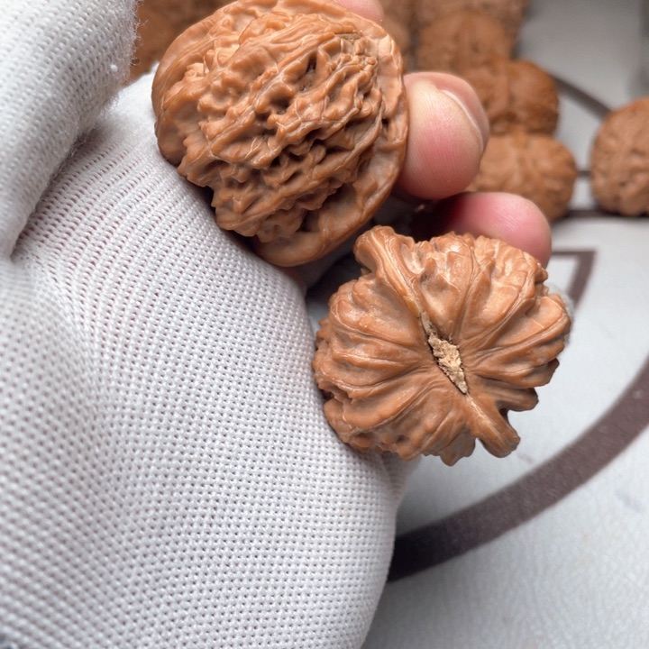 核桃手串/手链起****呢糖三角白42