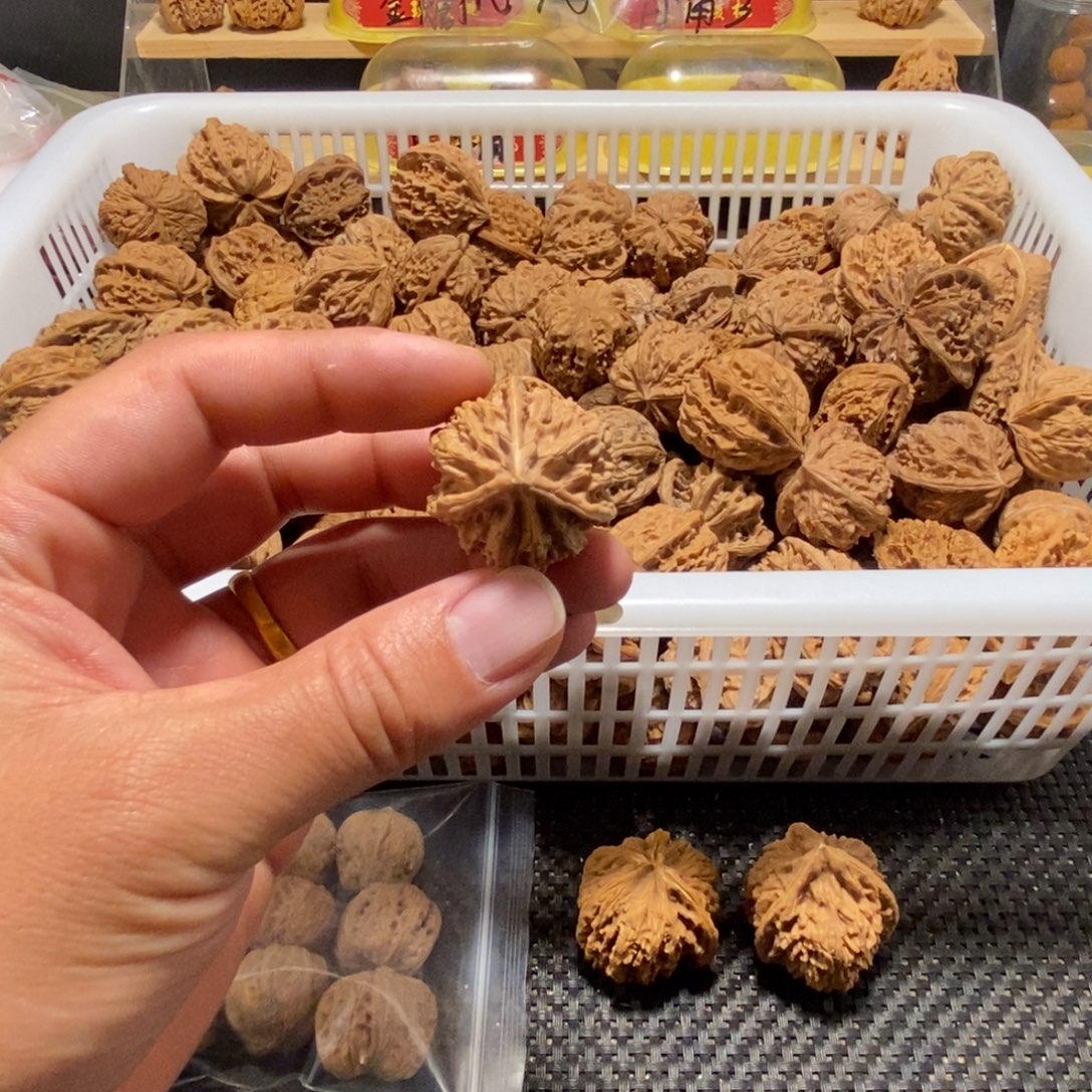 ****饭核桃异形单只异形
