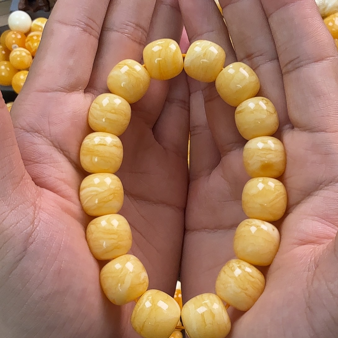 冷***冰蜜蜡未镶嵌珠宝奇石