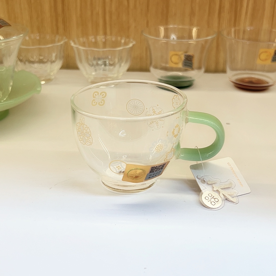 皮球花悦杯浅玉色。。。。。