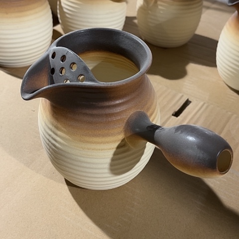 微瑕，明火，不能干烧，约700毫升高13