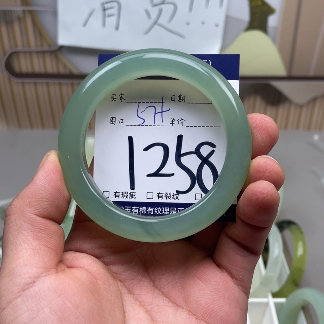 岫玉手镯手镯未镶嵌月***ঞ