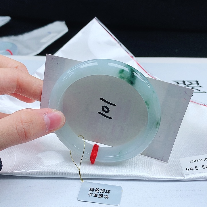 翡翠手镯未镶嵌缅甸天然a货手镯54+