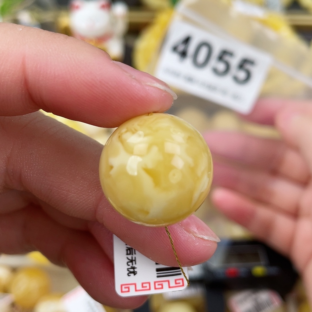 蜜蜡未镶嵌珠宝奇石19.7