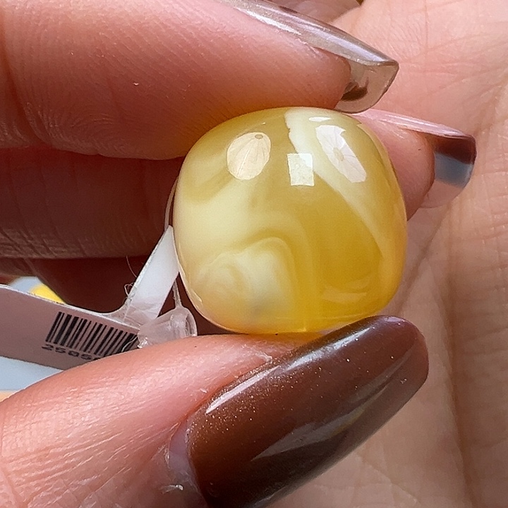 蜜蜡未镶嵌珠宝奇石