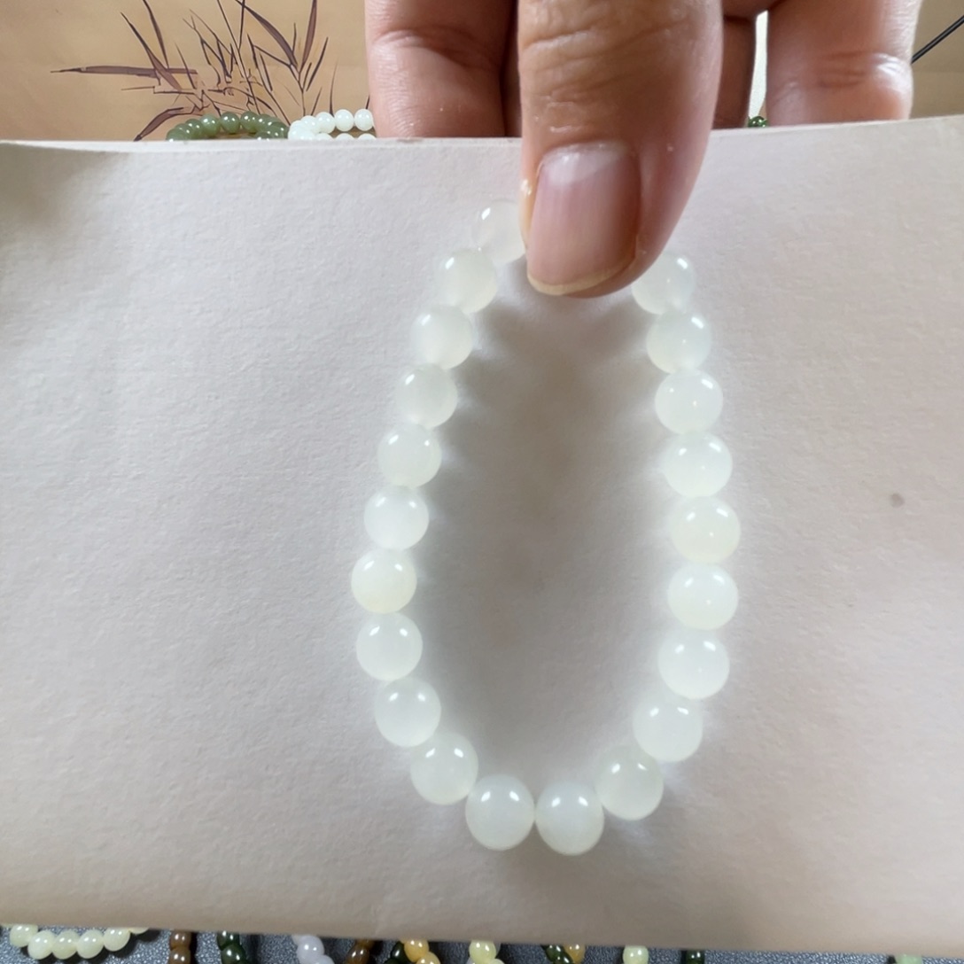 手串未镶嵌和田玉不***?