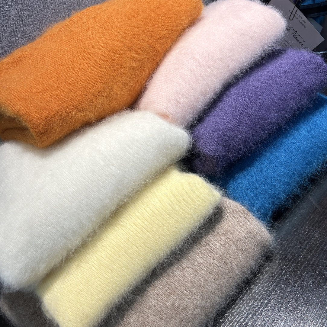 多色2025羊毛羊绒拉毛圆领毛衣无缝一体（不可机洗）