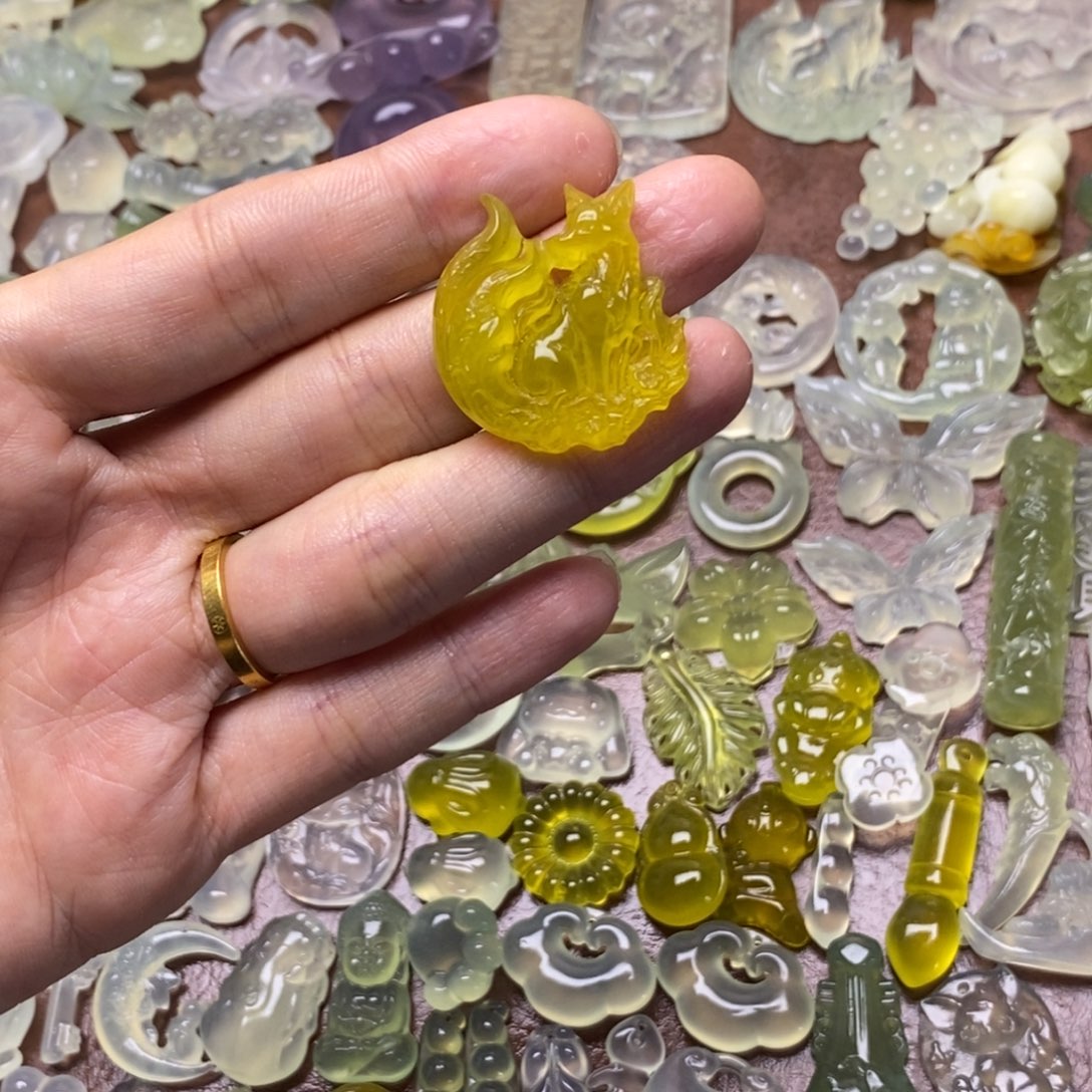 蛇纹石玉合金项链