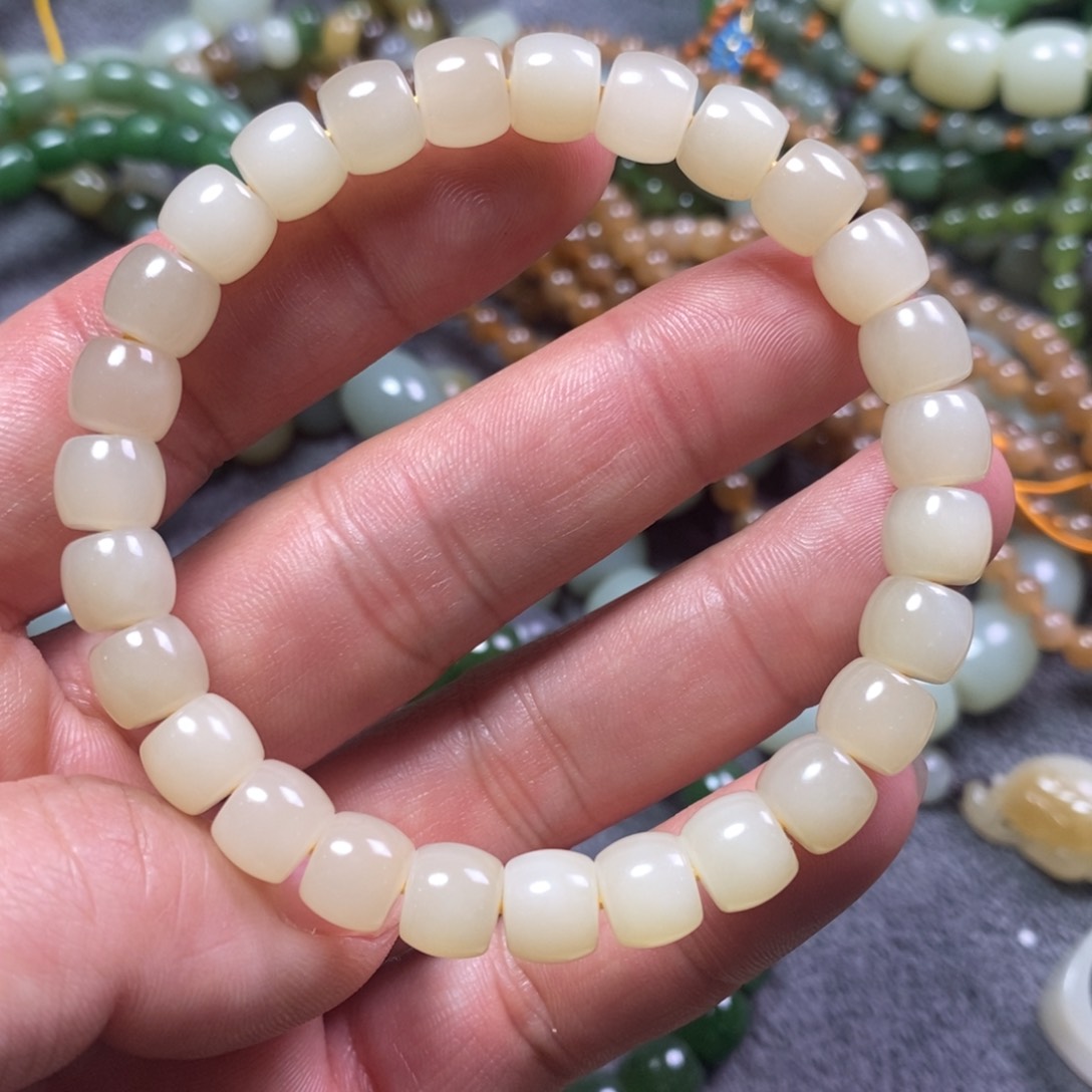 和田玉手链未镶嵌