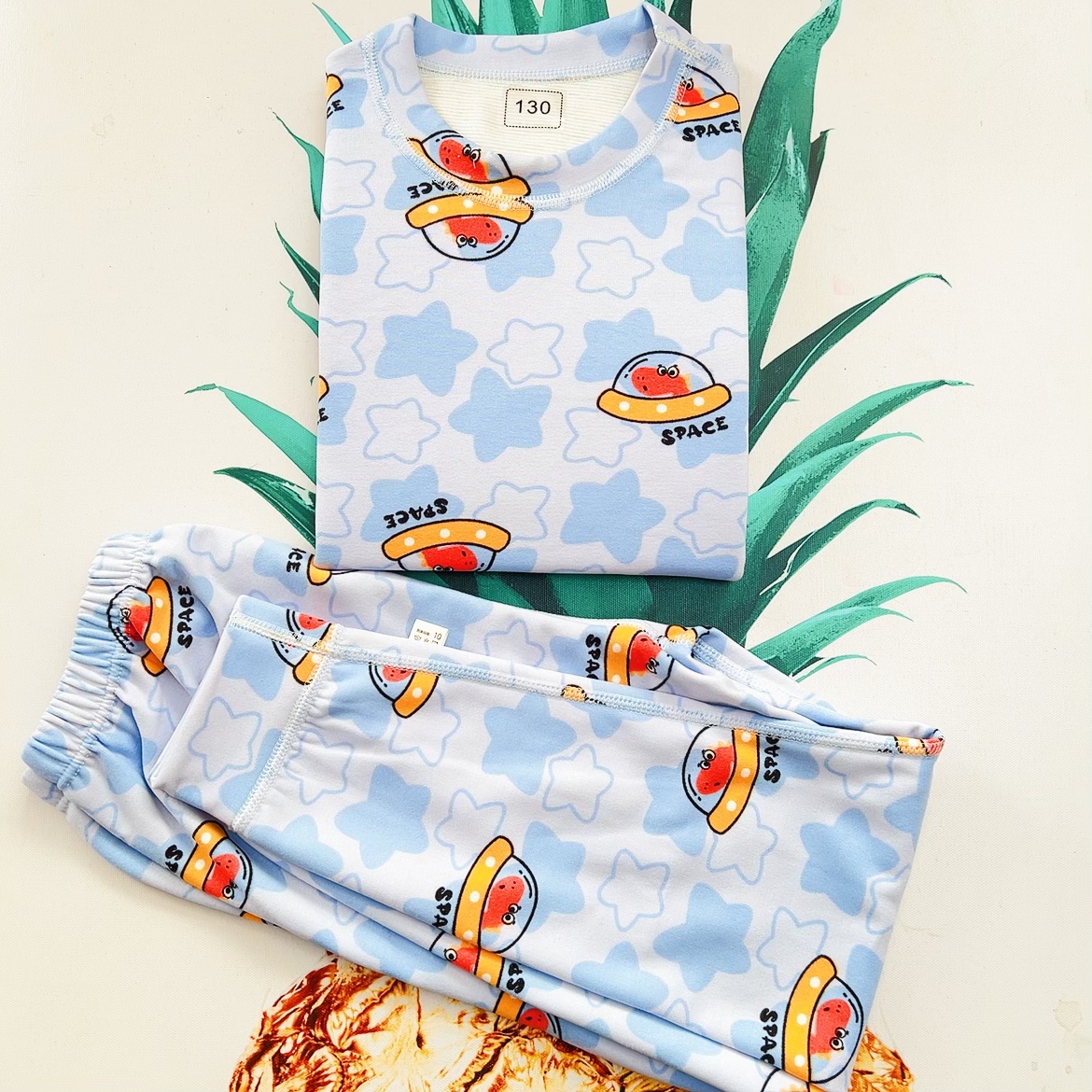 大庆仓25号款蓝底太空恐龙儿童蚕丝家居服货号H2412库P2-13