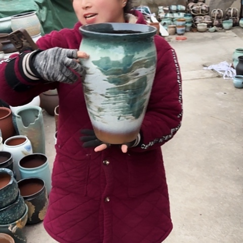 口20高31瑕疵底裂盆子 