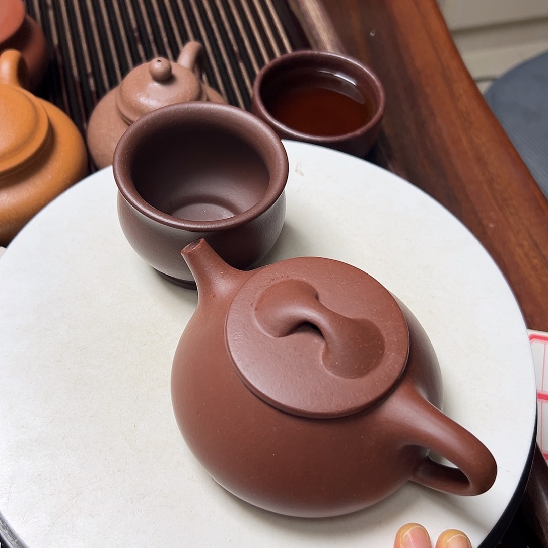 紫泥茶壶紫砂壶等传统