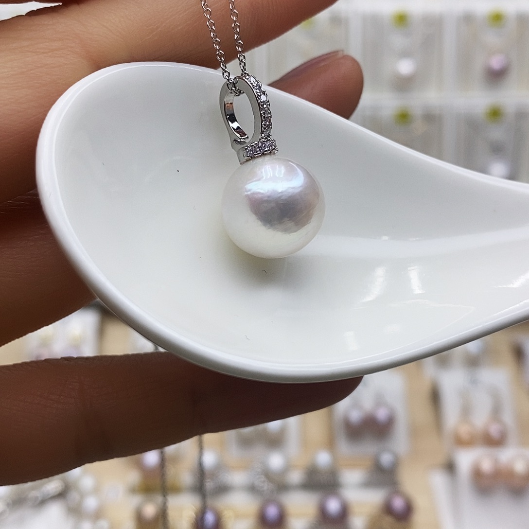 淡水珍珠颈饰合金