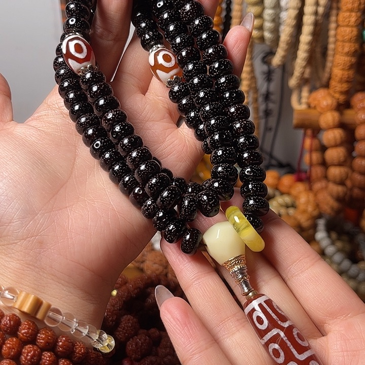 星月菩提吊坠黑星月