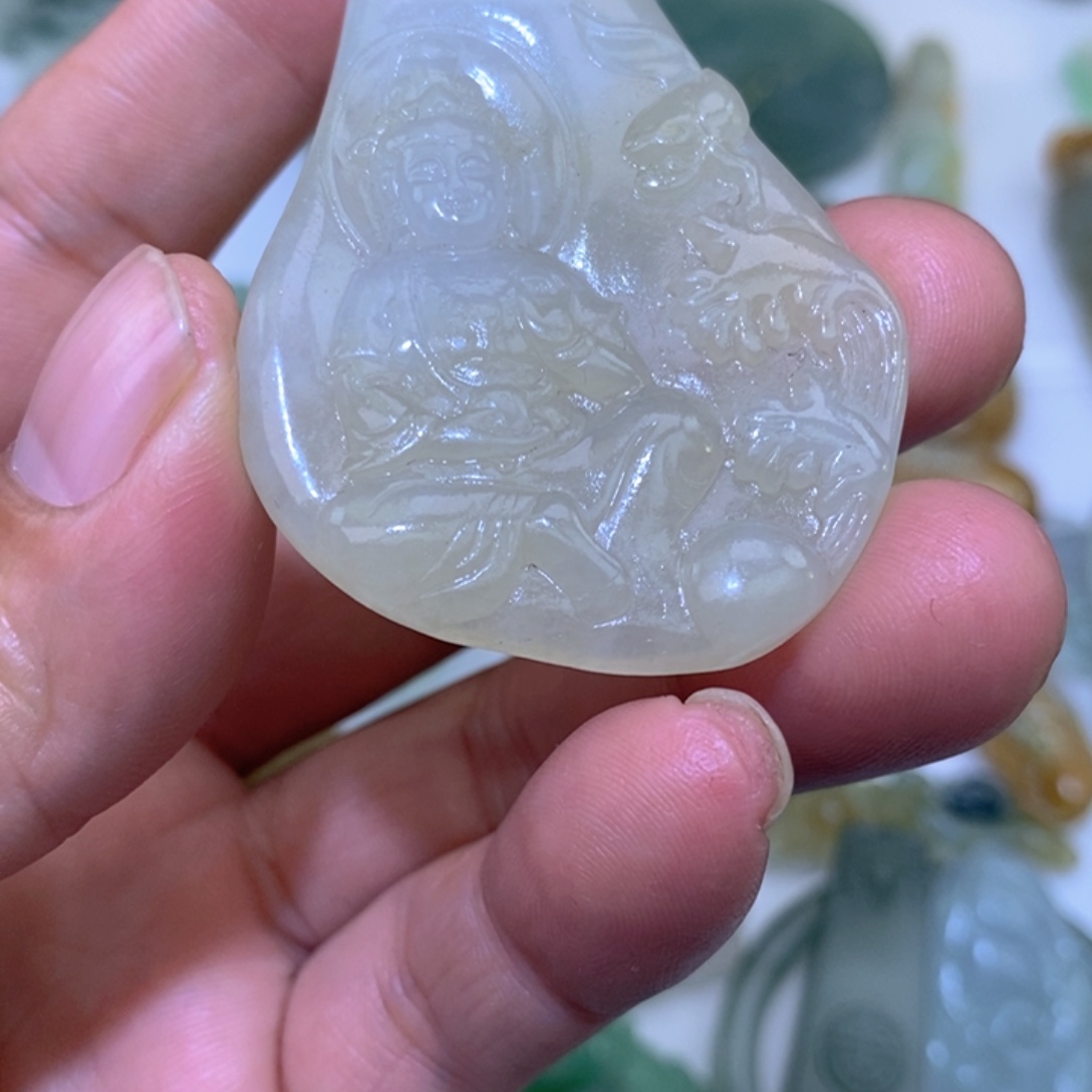 可***待定制翡翠未镶嵌观音