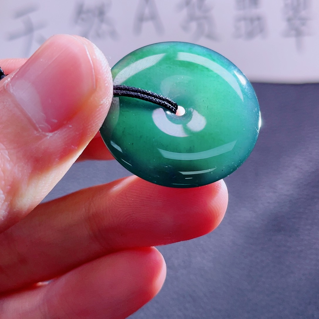 翡翠颈饰未镶嵌999999999