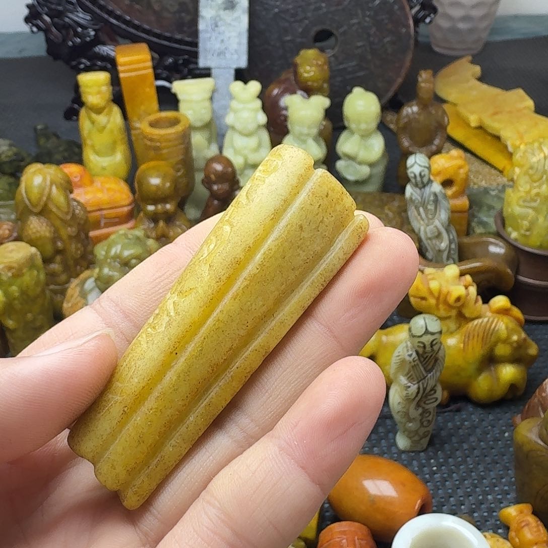 白玉菩提吊坠。。。