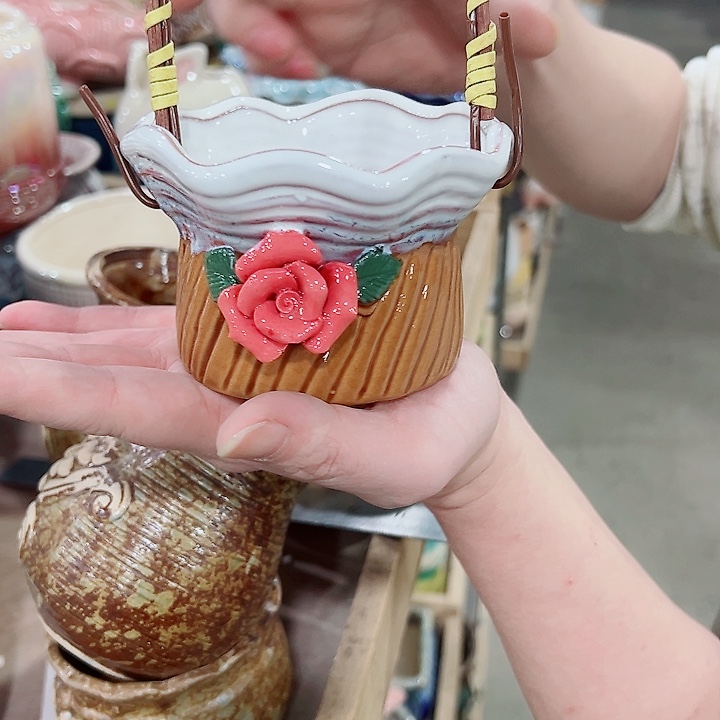 有孔，凑单福利满10元发货陶瓷多肉花盆！