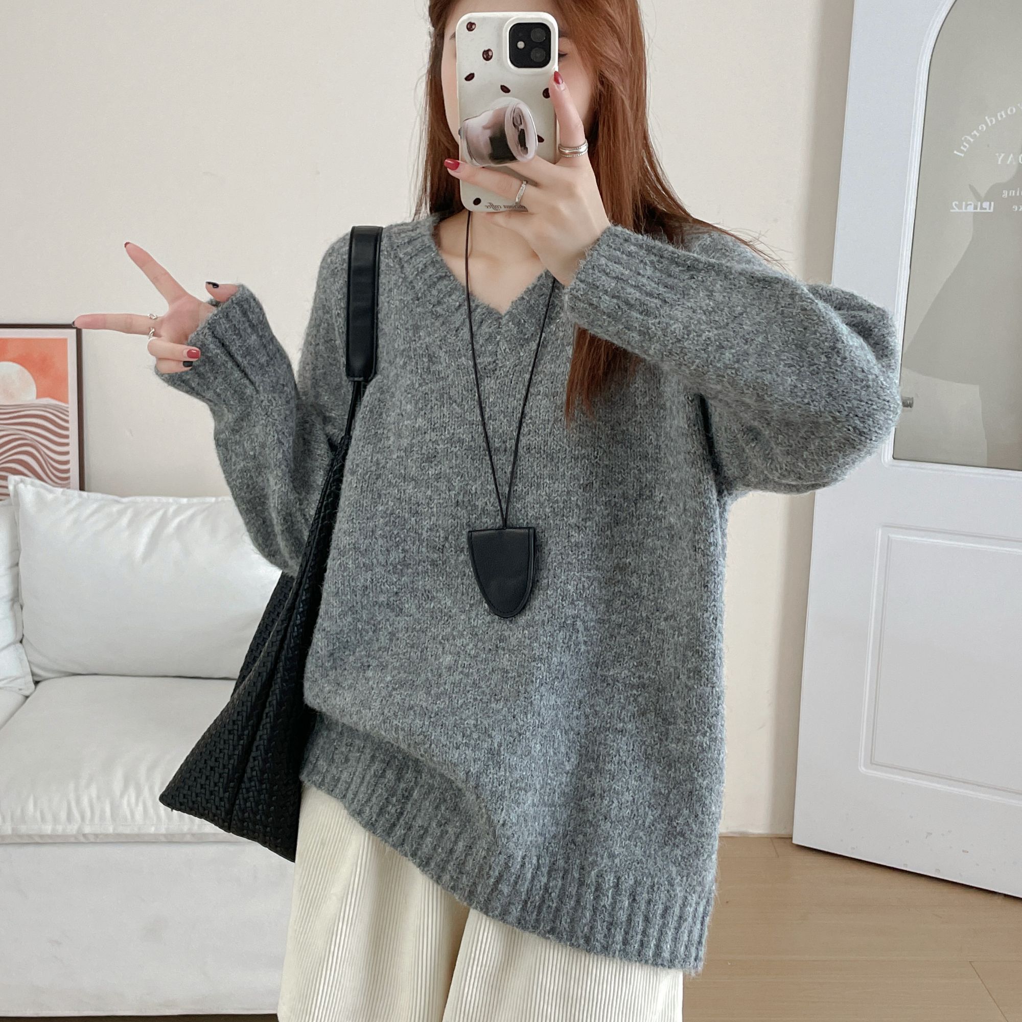 韩系软糯V领套头慵懒风毛衣女2025秋冬新款宽松加厚羊毛针织衫