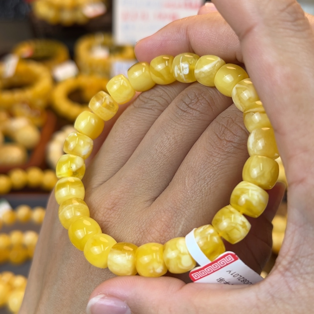 琥珀裸石未镶嵌kjhhhhhhhjj