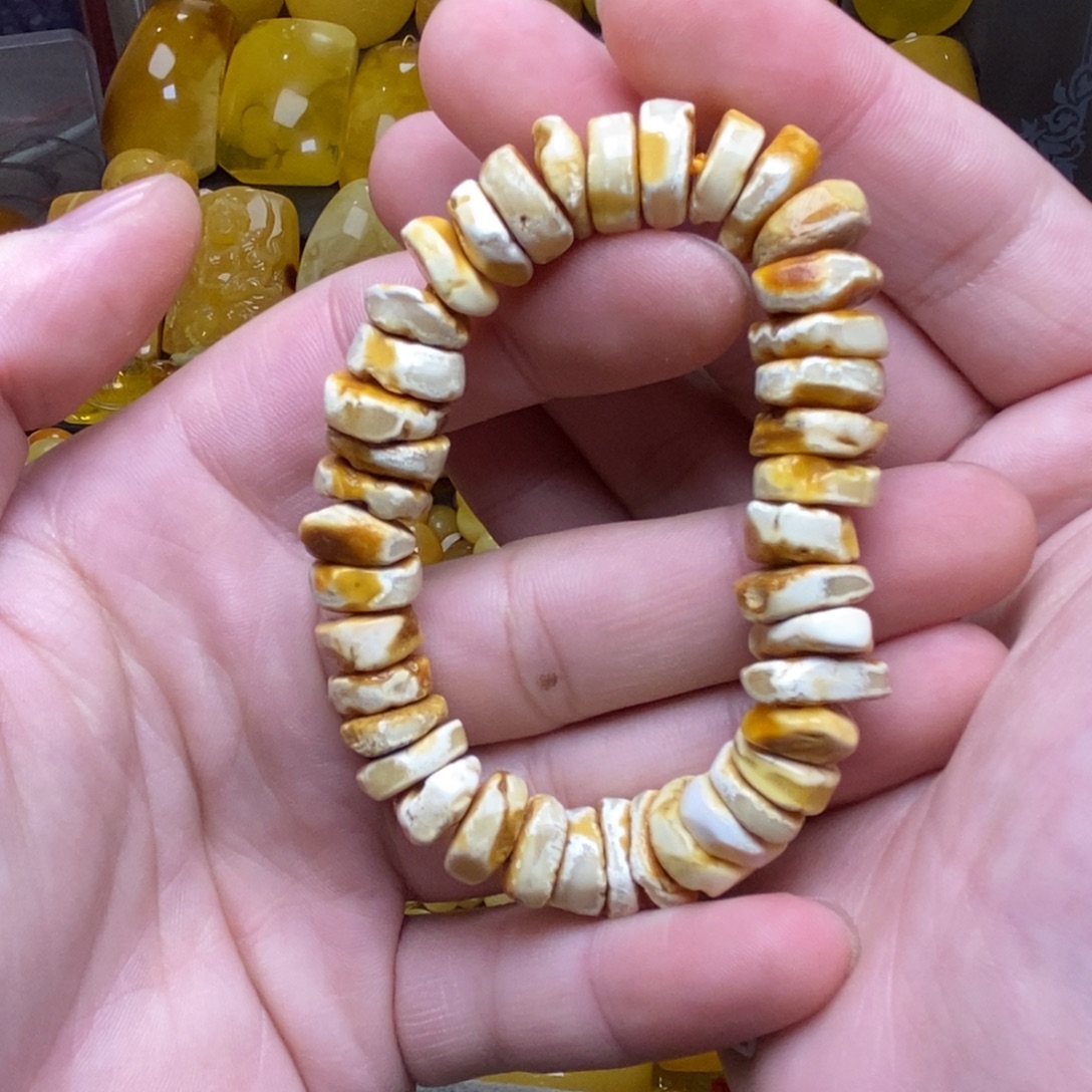 琥珀未镶嵌裸石蜜蜡
