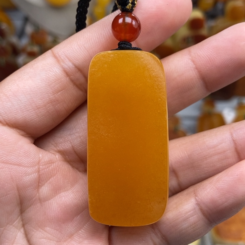 【闪购商品】琥珀颈饰未镶嵌