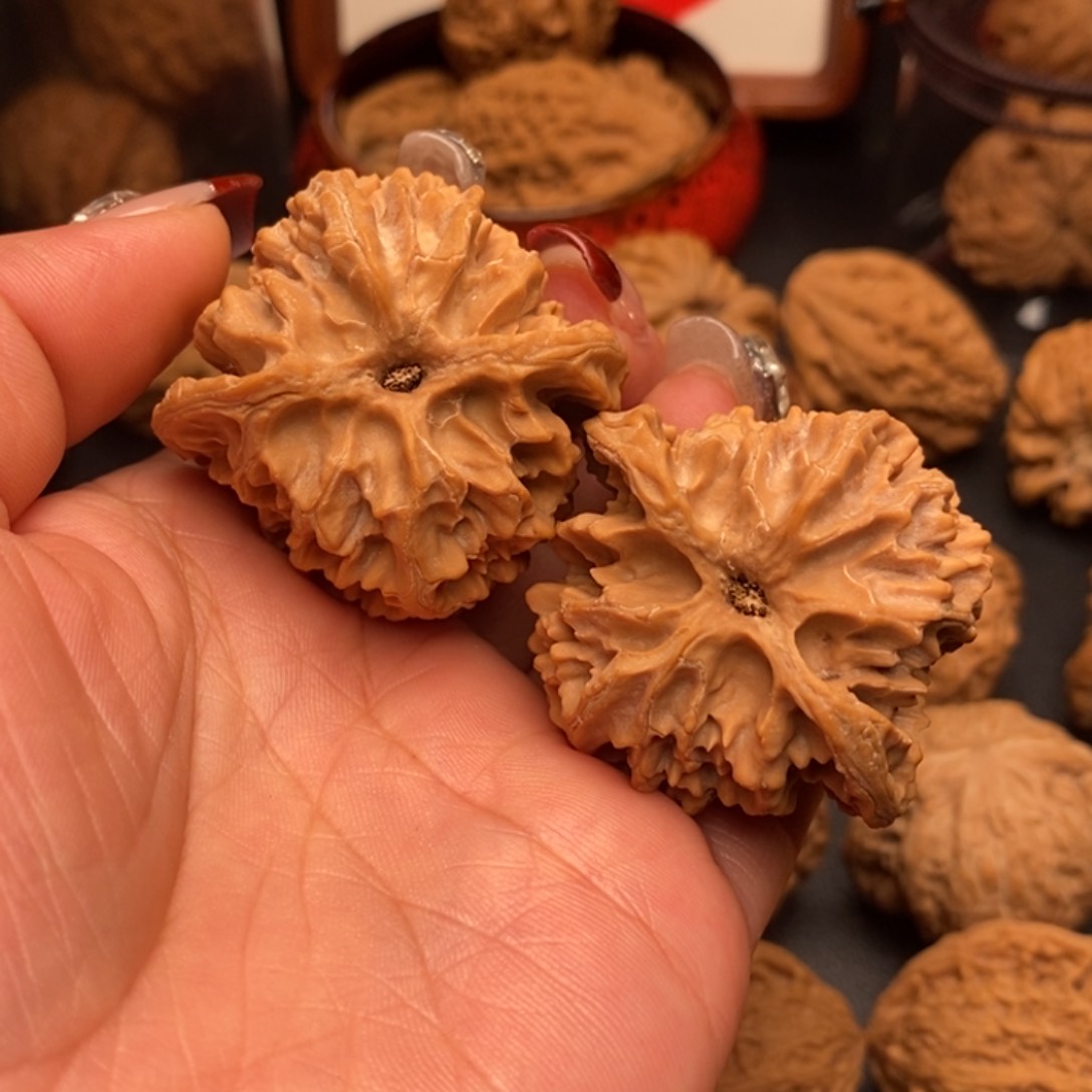 【闪购商品】强*文玩核桃