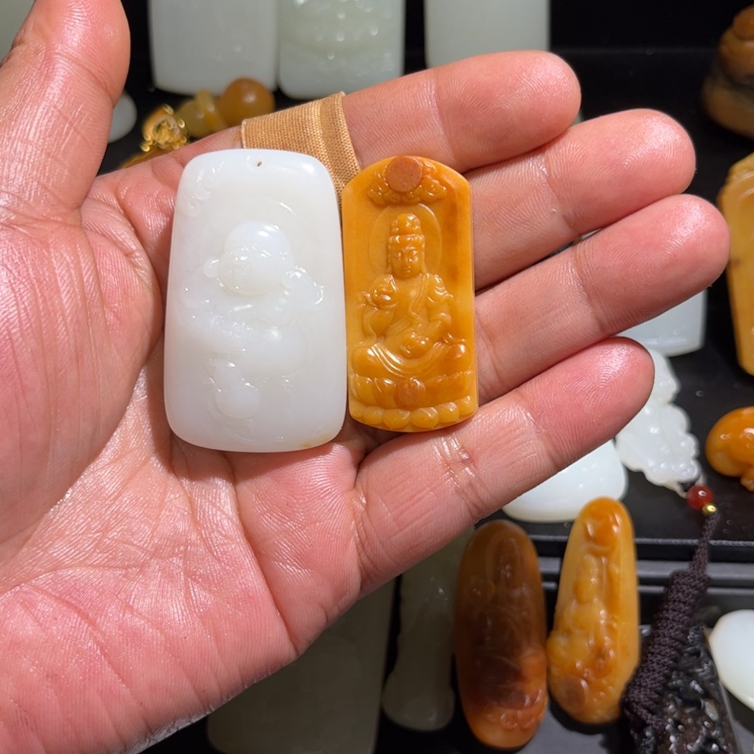 和田玉挂件未镶嵌更***排