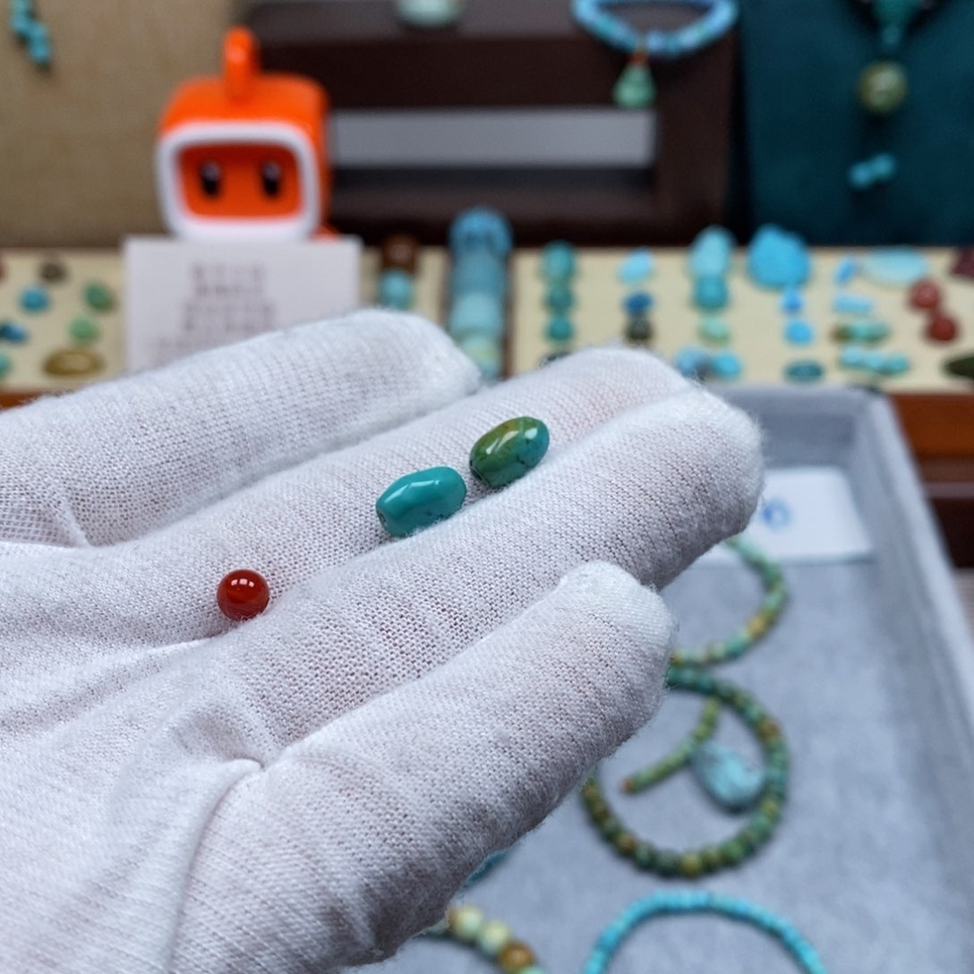 未镶嵌配饰南红玛瑙