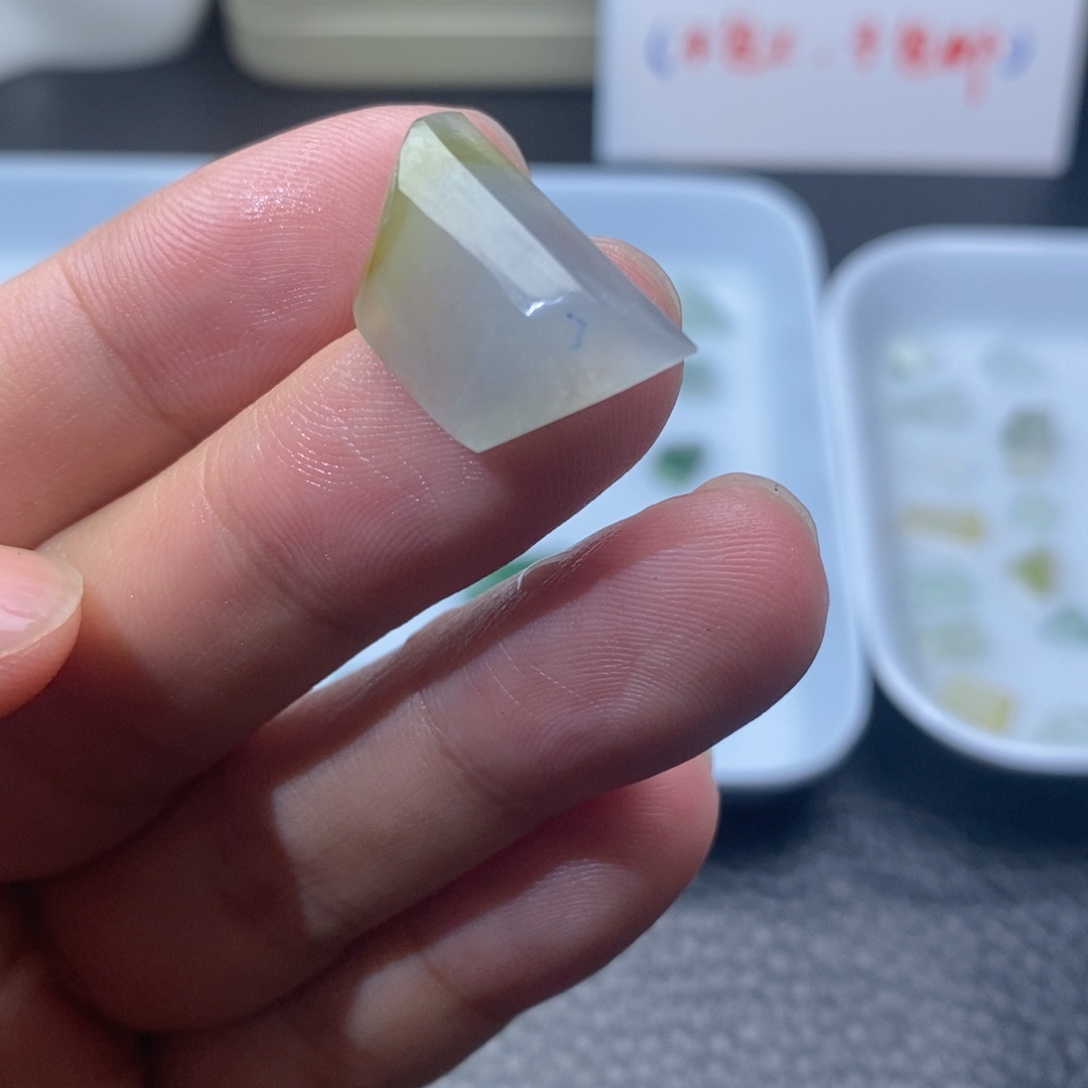 未镶嵌定制翡翠方牌