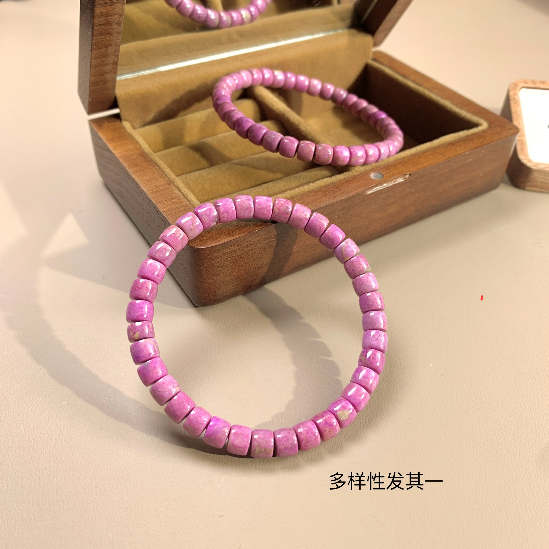 潮生石丨舒俱来桃红果酱直切手串/多样性发其一/C01638