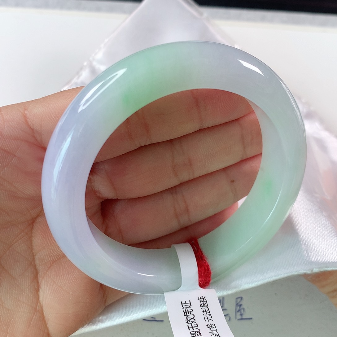翡翠手镯未镶嵌①①⑨