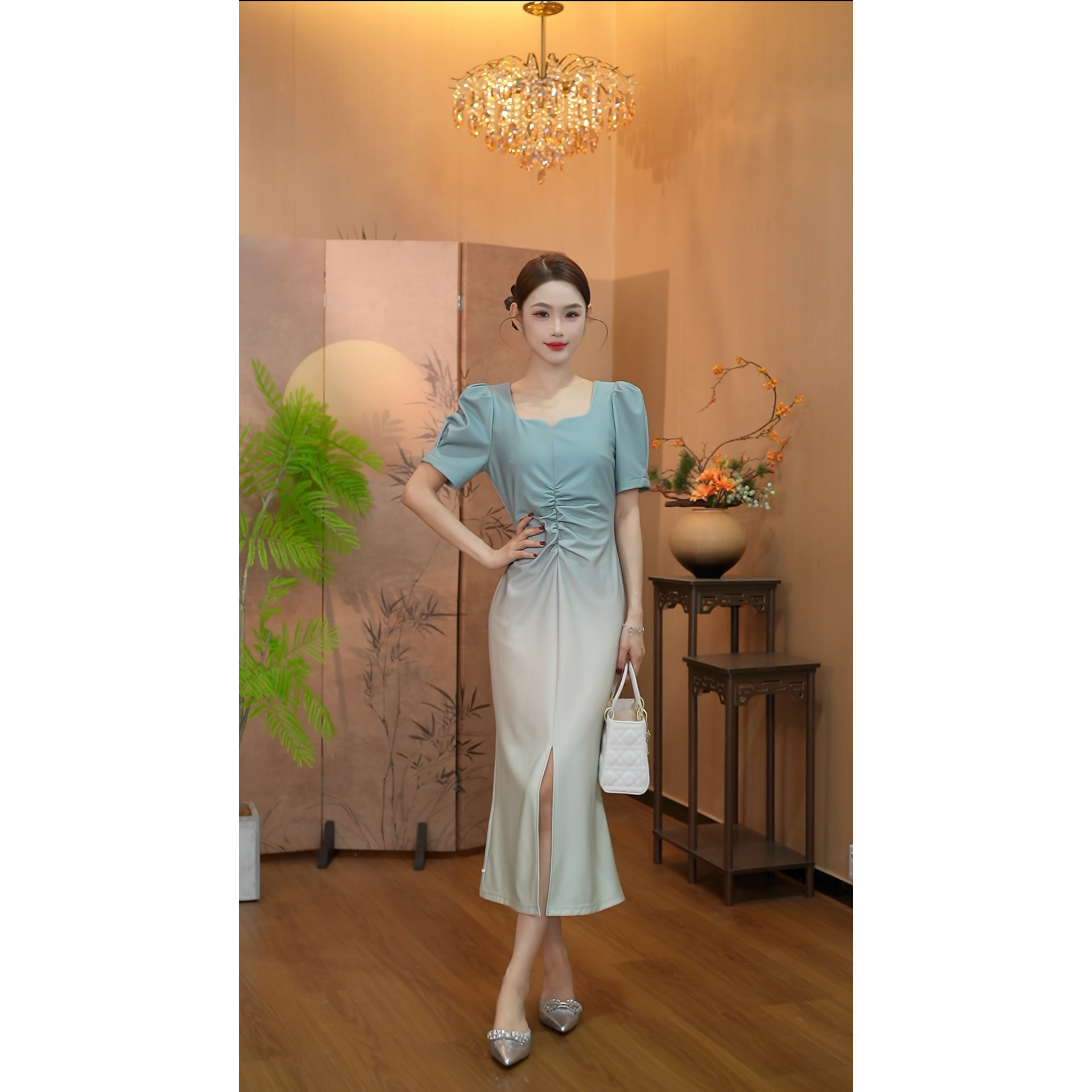 3521赫本风复古抽褶方领夏季御姐轻熟风高级感收腰开叉长裙子