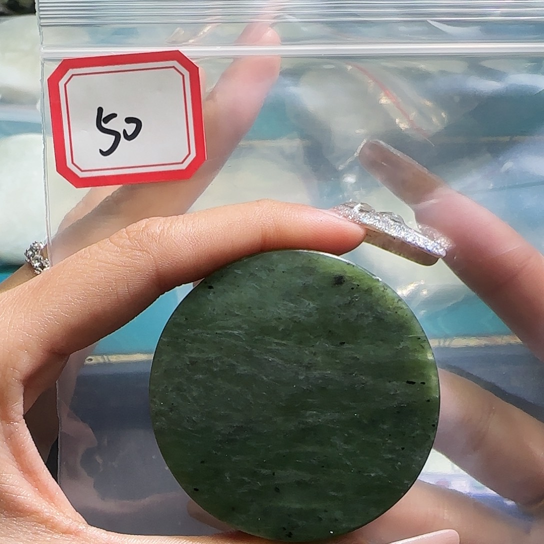 和田玉未镶嵌珠宝半成品