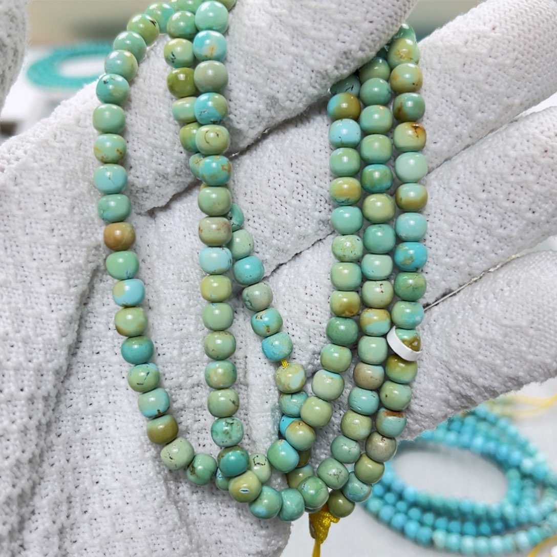 绿松石绿松石未镶嵌