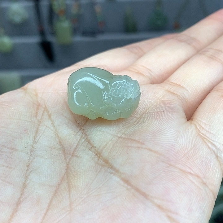 和田玉（青白玉）颈饰未镶嵌