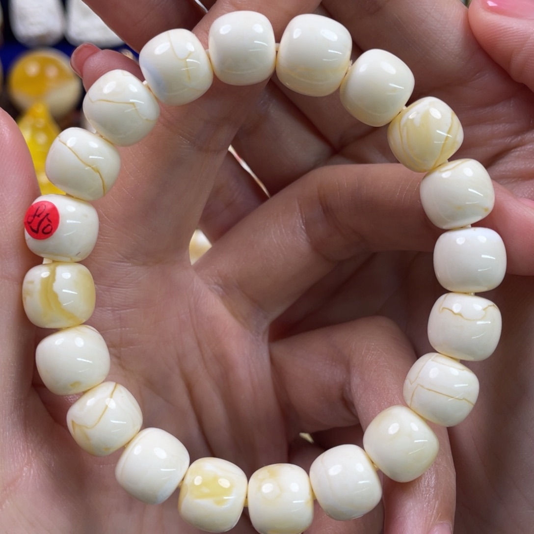 琥珀裸石未镶嵌?****i琥珀蜜蜡