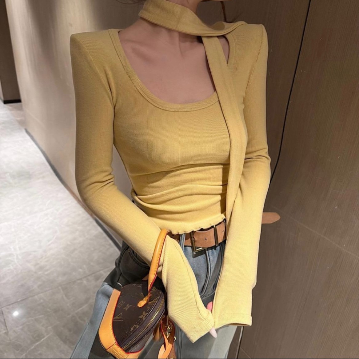 秋冬设计感时尚百搭显瘦纯欲气质打底衫女款爆款打底内搭女长袖