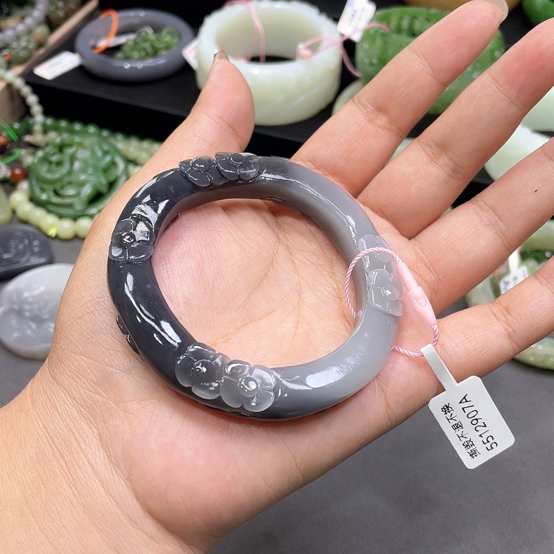 和田玉手镯55圈口49未镶嵌