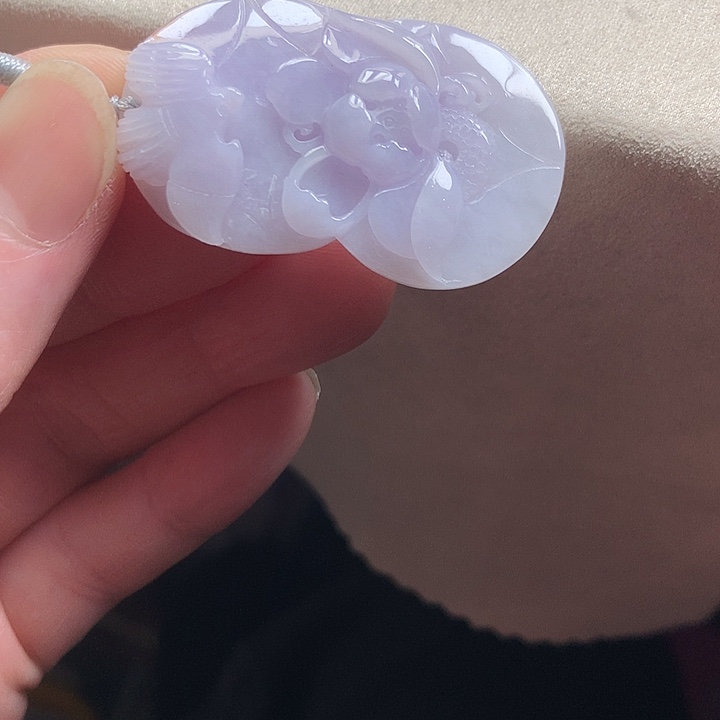 翡翠颈饰未镶嵌吊坠