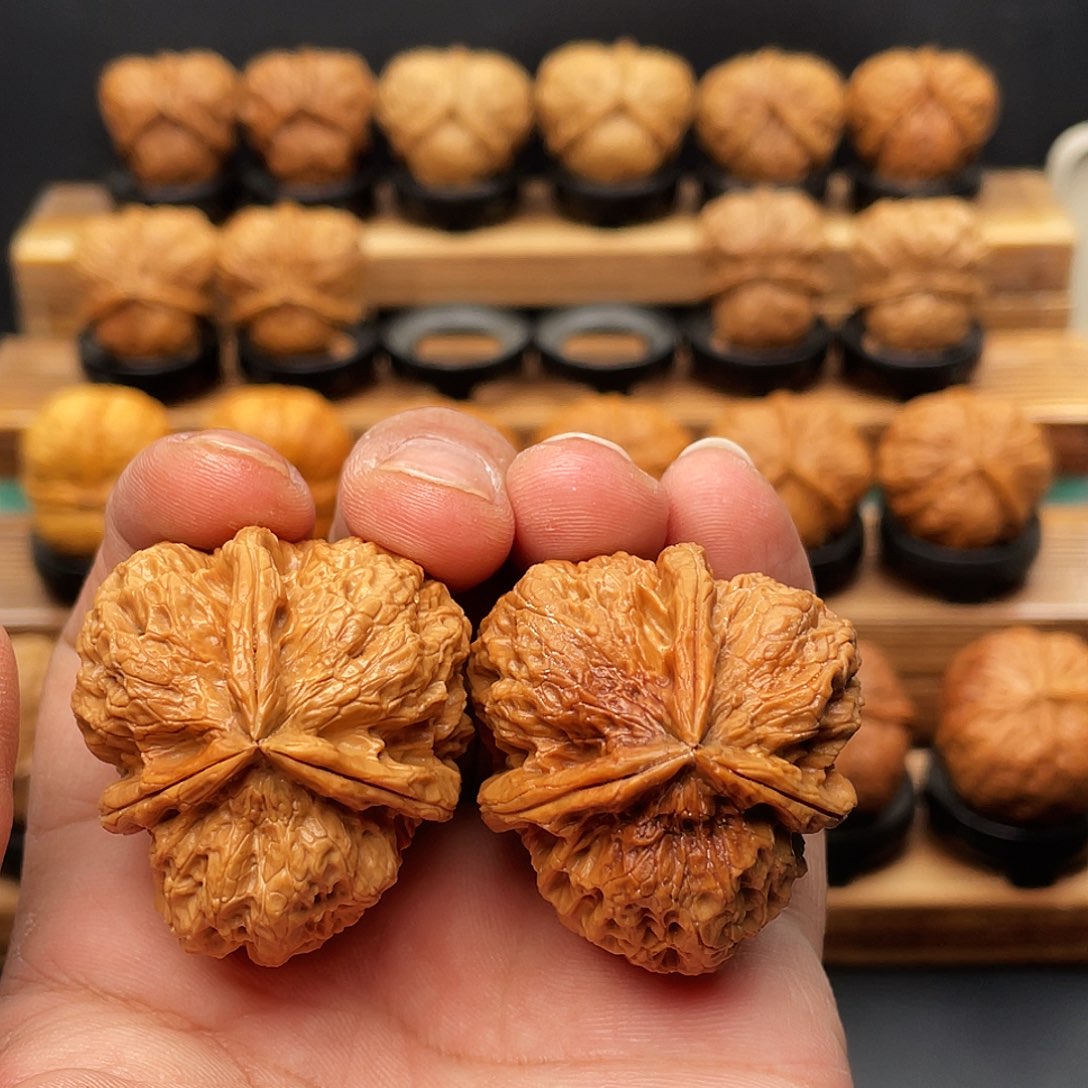 吊坠文玩核桃凌牌石斧41尺