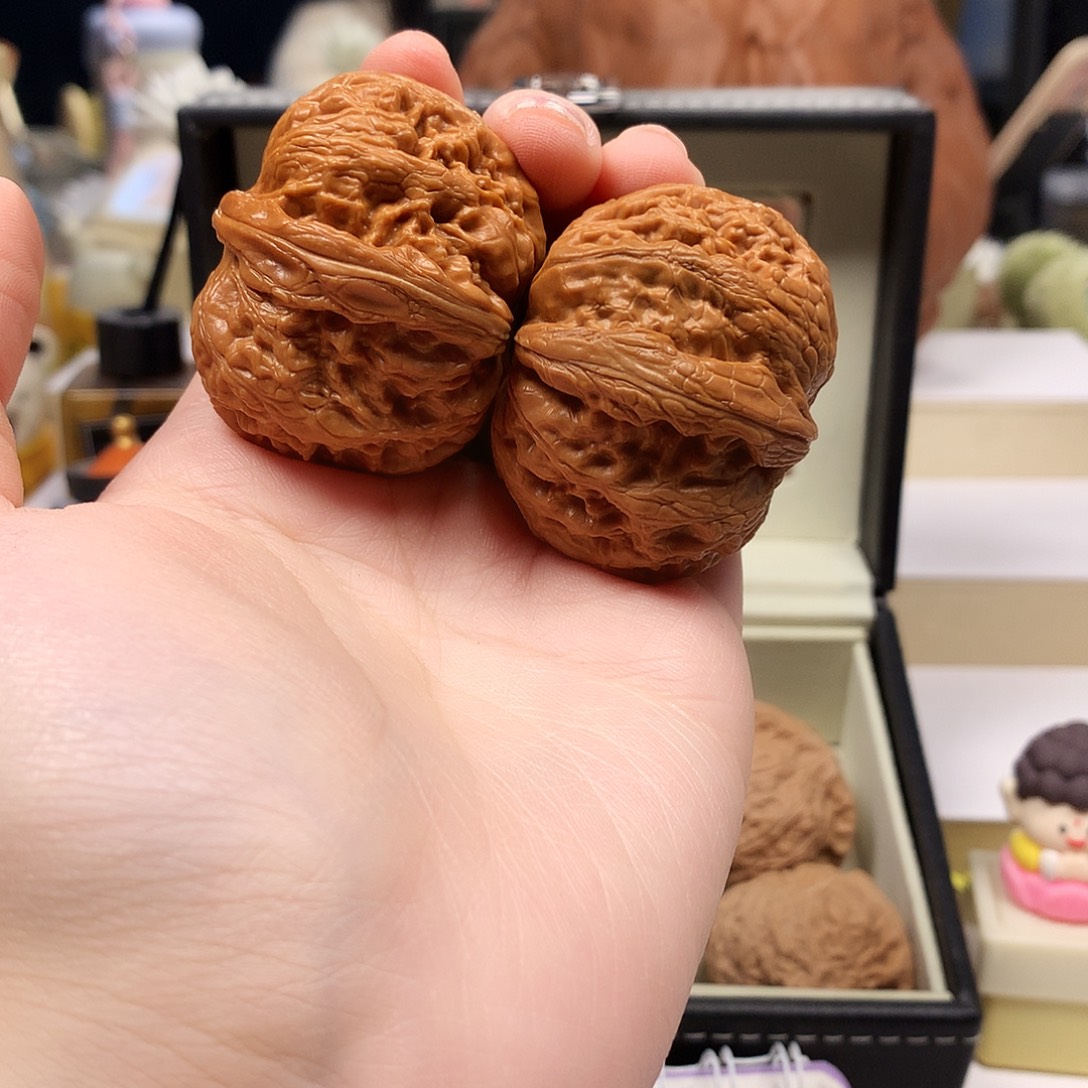 吊坠桃核46尺大元宝