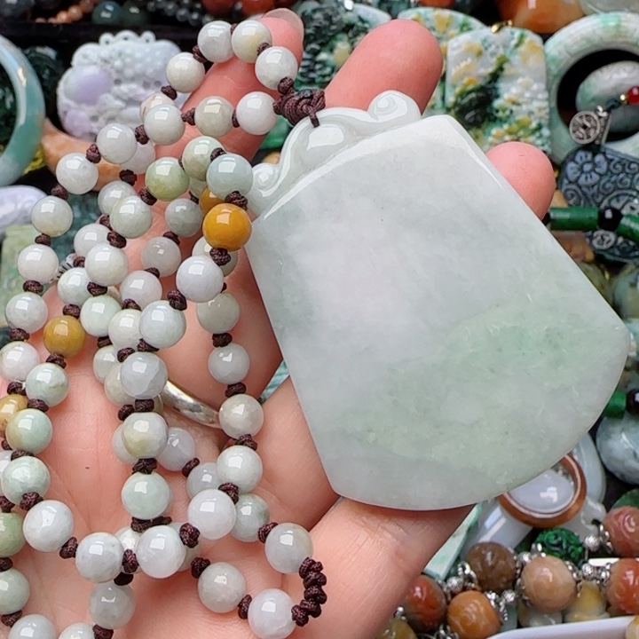 翡翠颈饰未镶嵌天然A货86