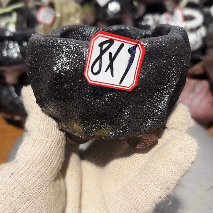 粗陶花盆，现在都不一样