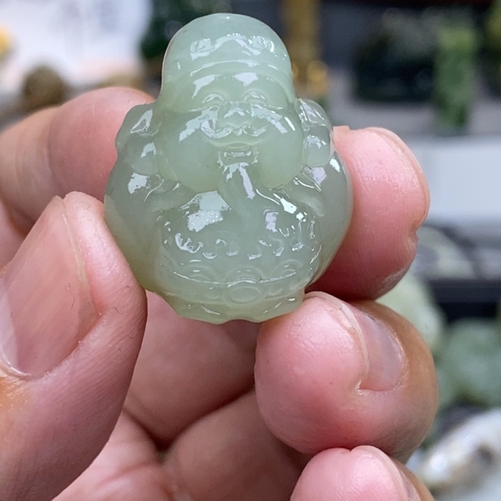 *****和田玉未镶嵌颈饰